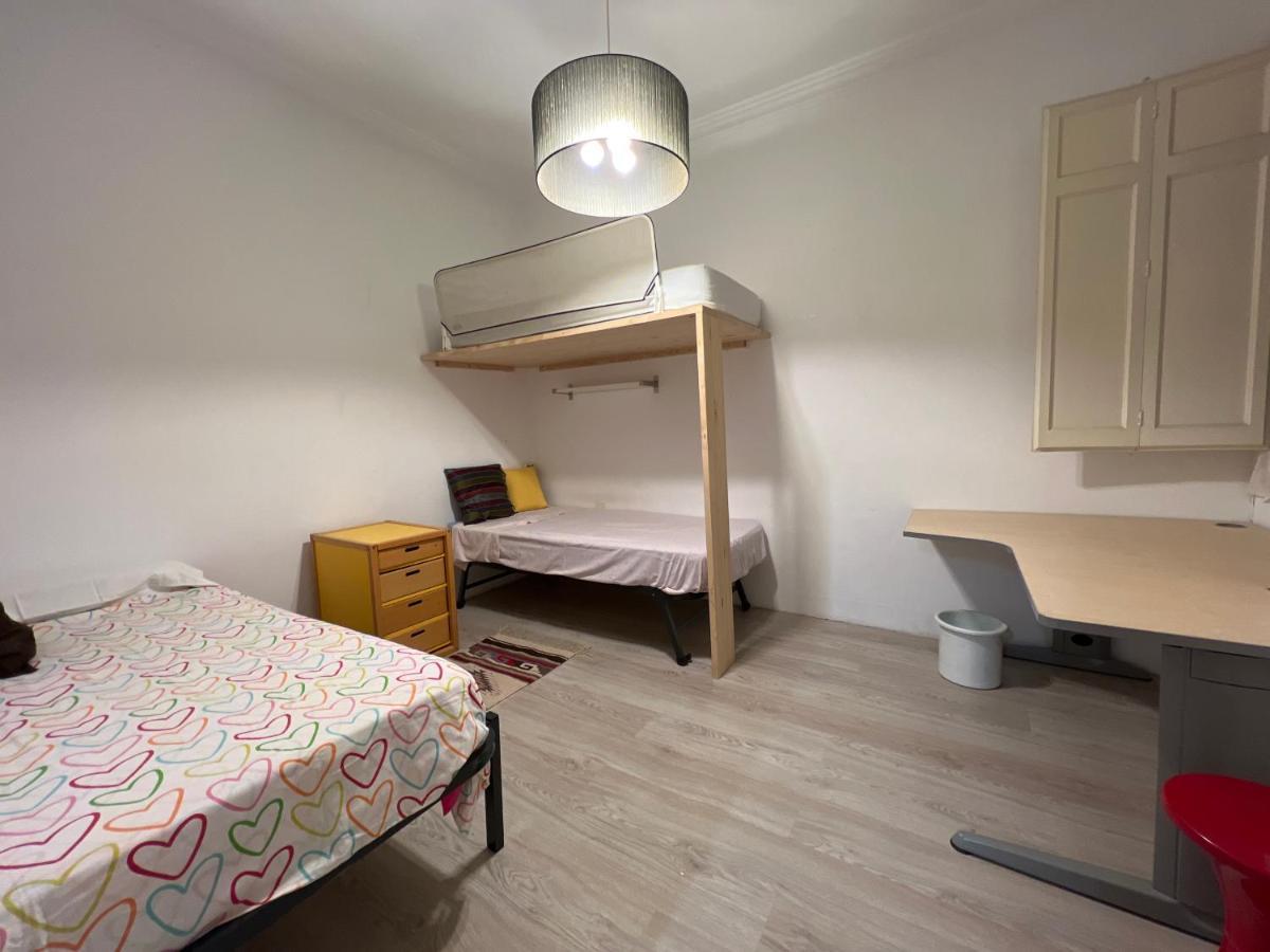Gran Piso Terrassa Centro Rambla 5 Habitaciones Dış mekan fotoğraf