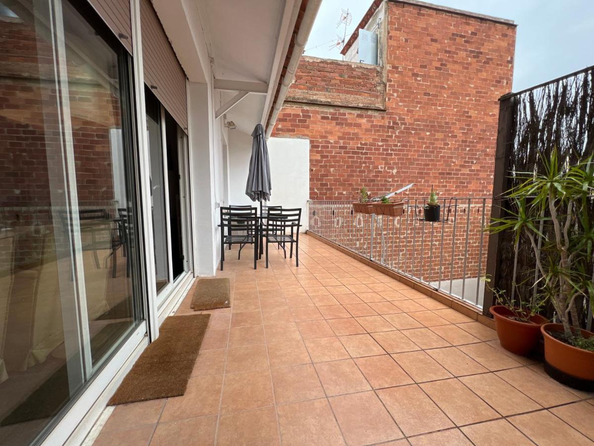 Gran Piso Terrassa Centro Rambla 5 Habitaciones Dış mekan fotoğraf